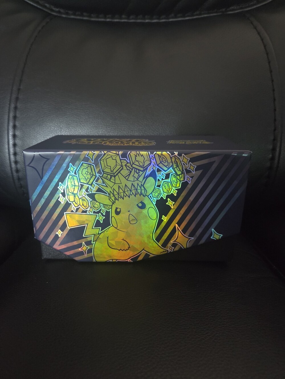 💫Pokemon Mystery Box in a Pikachu Holographic Collector Box (see description!)